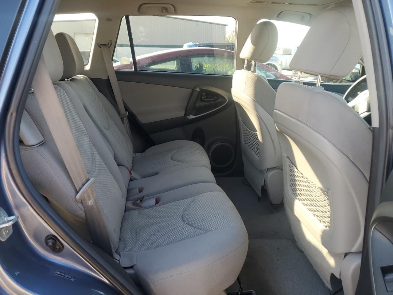 2011 TOYOTA RAV4