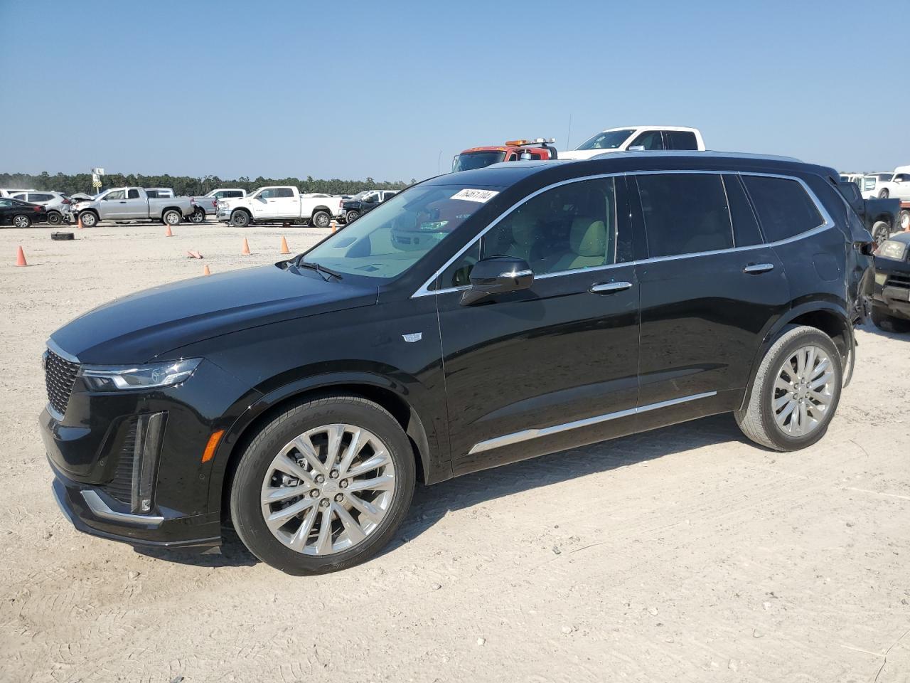 2022 CADILLAC XT6