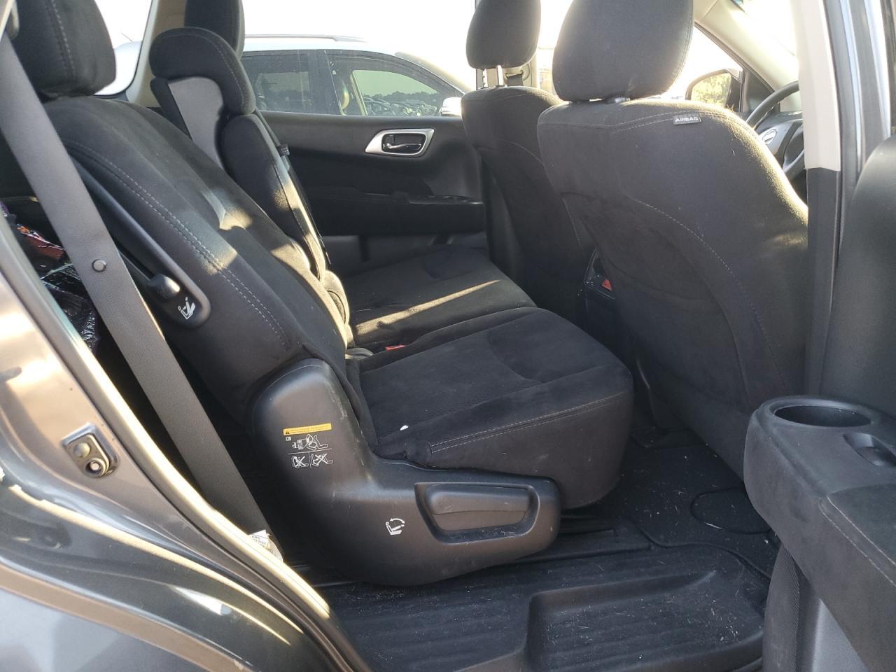 2016 NISSAN PATHFINDER