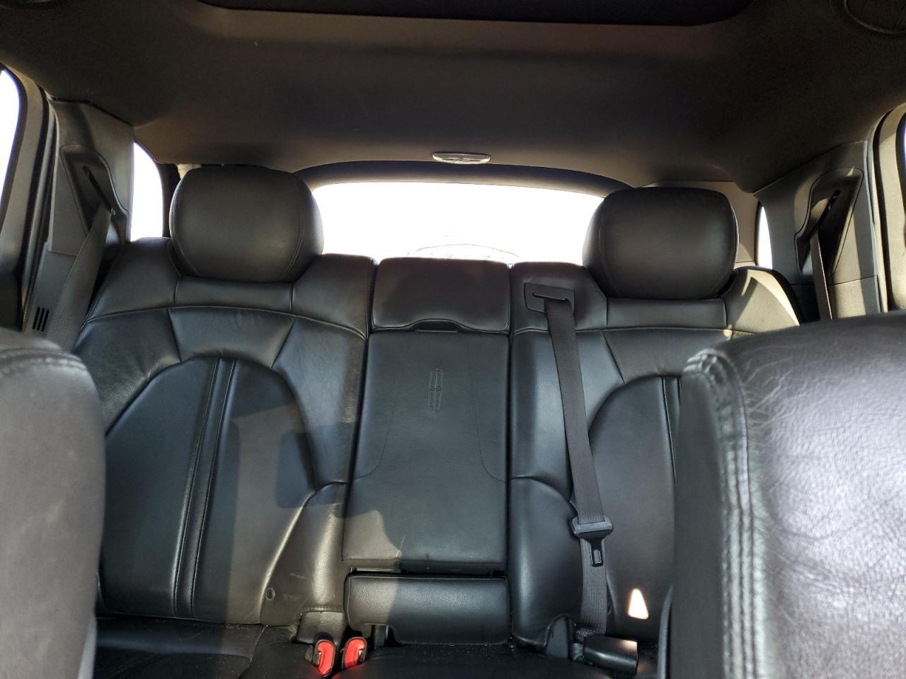 2015 LINCOLN MKT