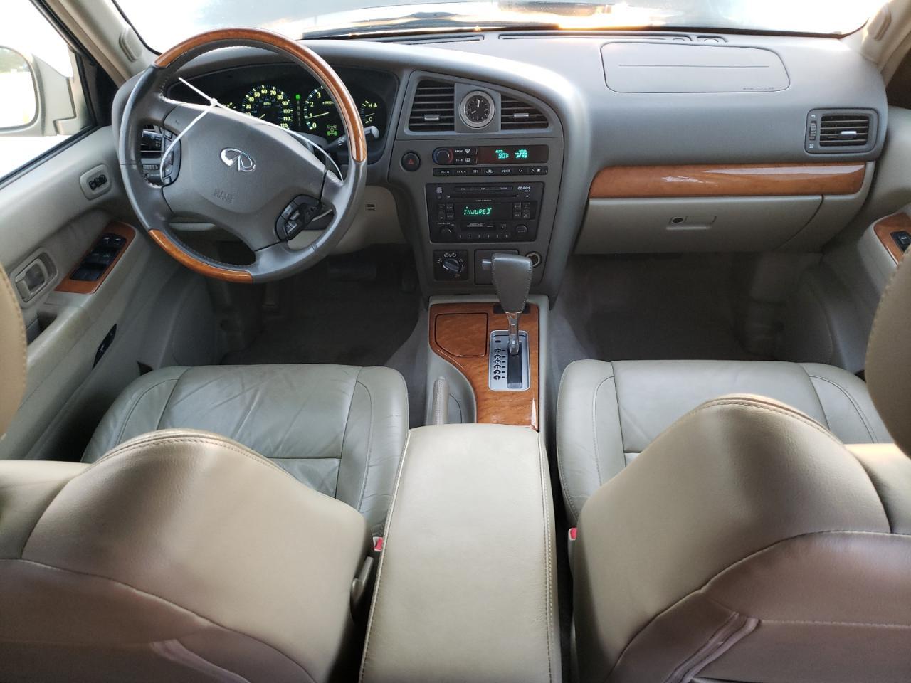 2003 INFINITI QX4