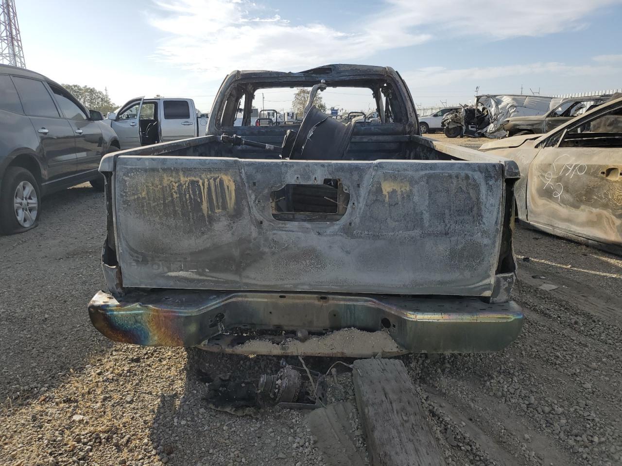 2006 NISSAN Frontier