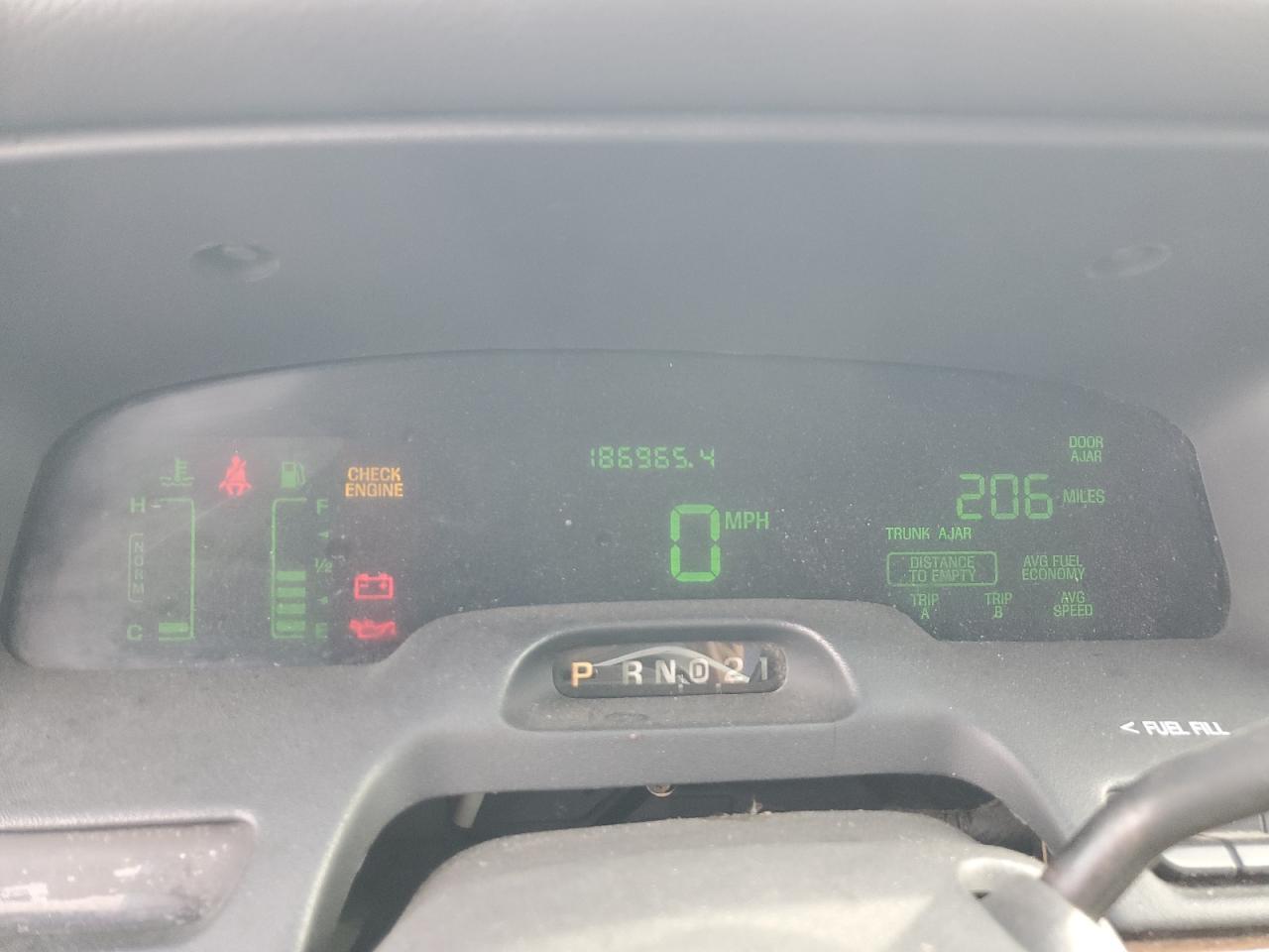 2003 FORD Crown Victoria