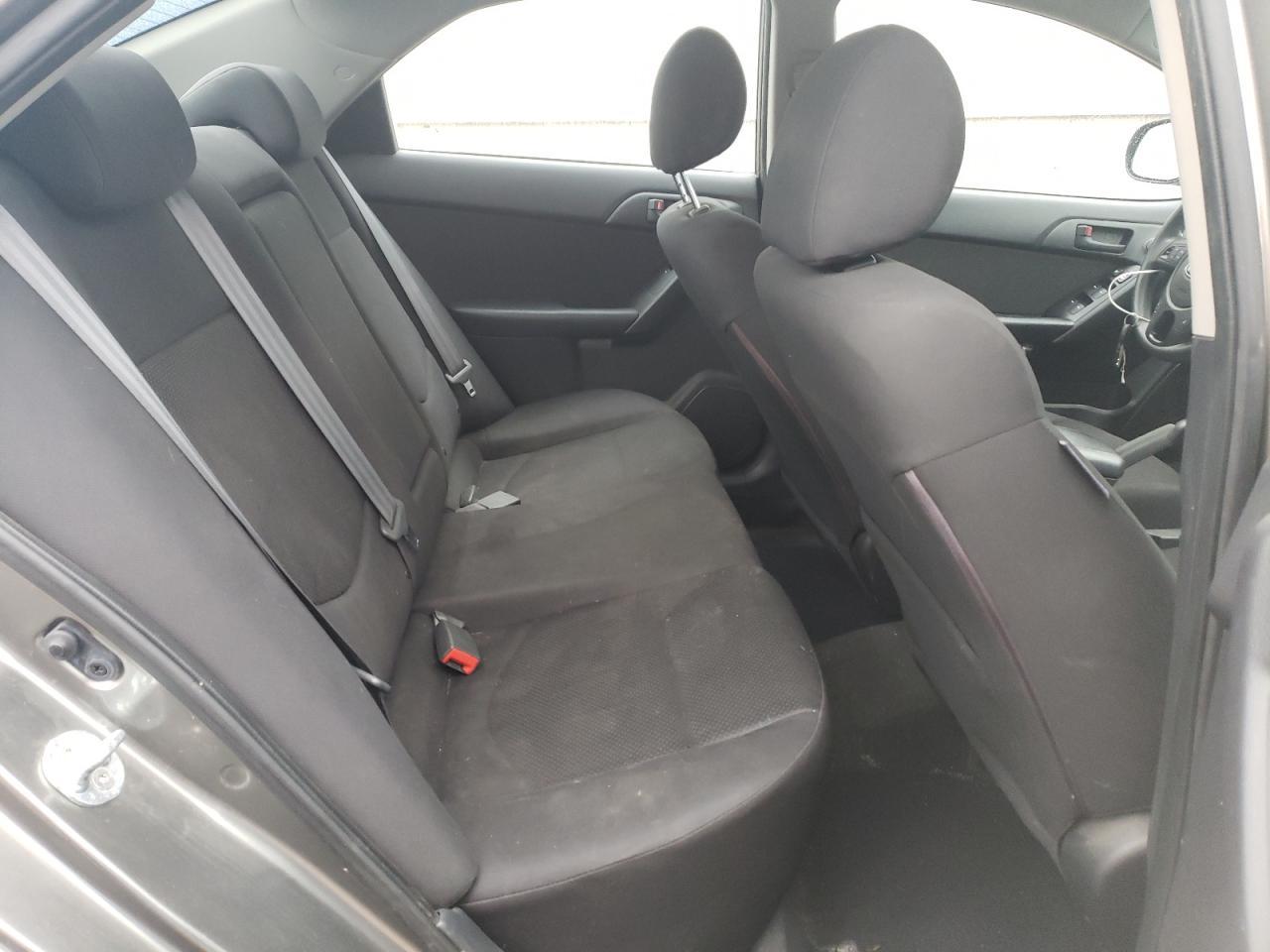 2010 KIA FORTE
