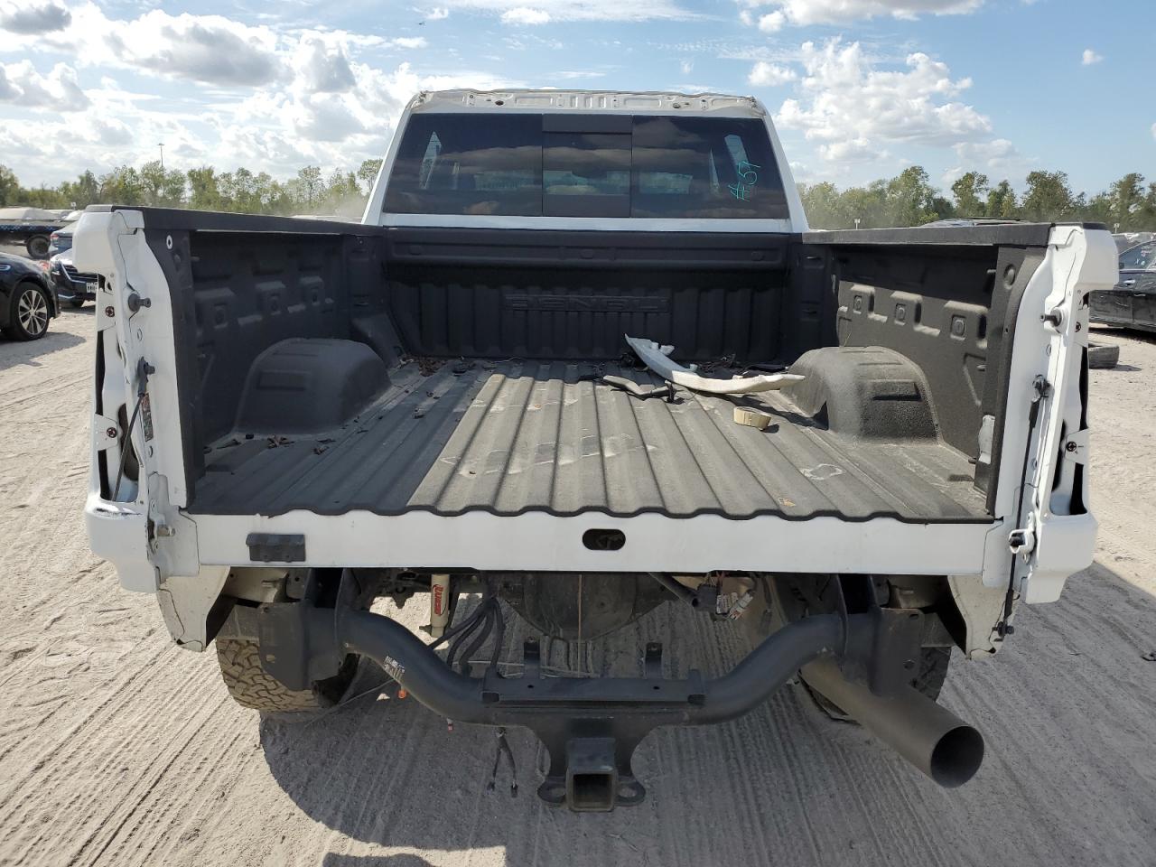 2022 GMC Sierra