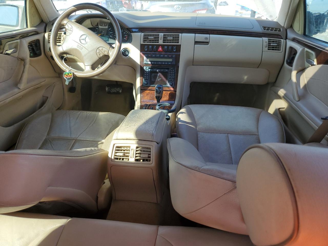 2000 MERCEDES-BENZ E-Class