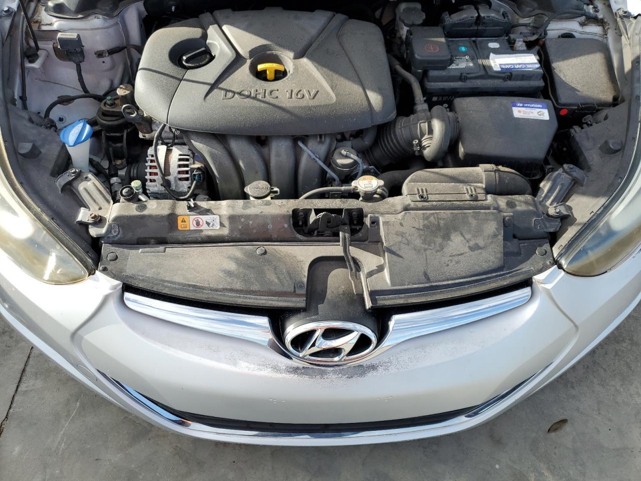 2016 HYUNDAI ELANTRA