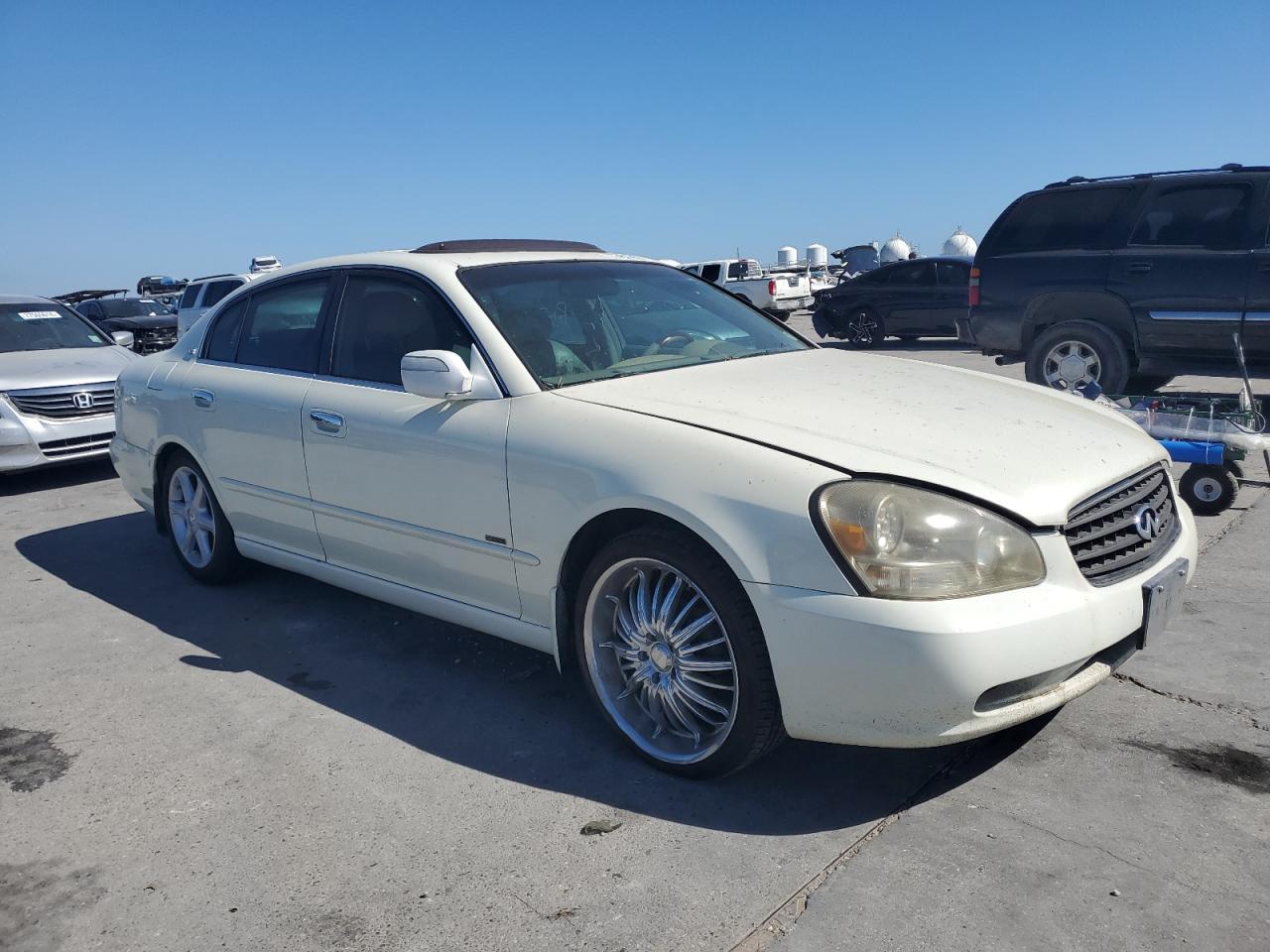 2002 INFINITI Q45