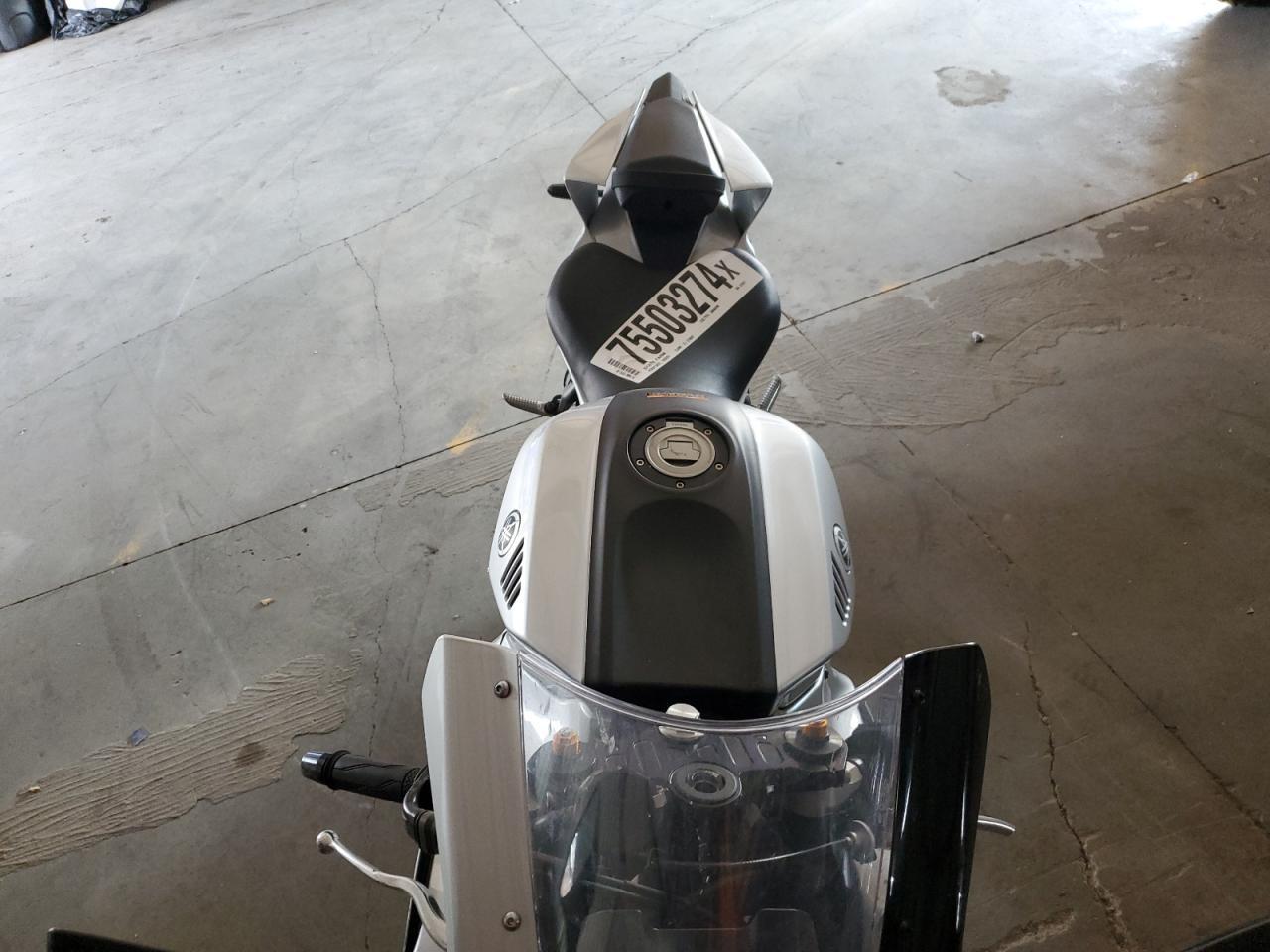 2024 YAMAHA YZFR7