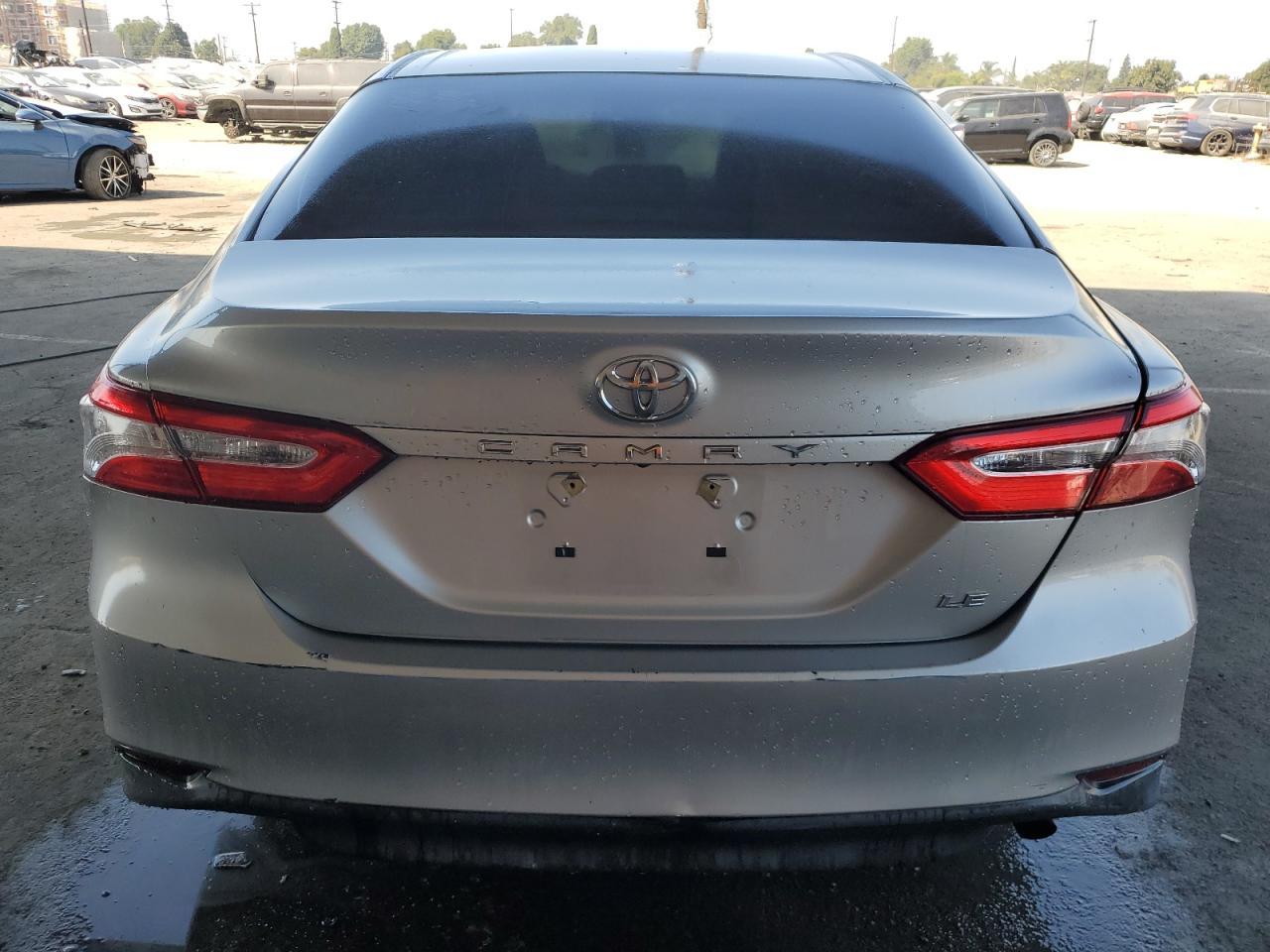 2018 TOYOTA CAMRY