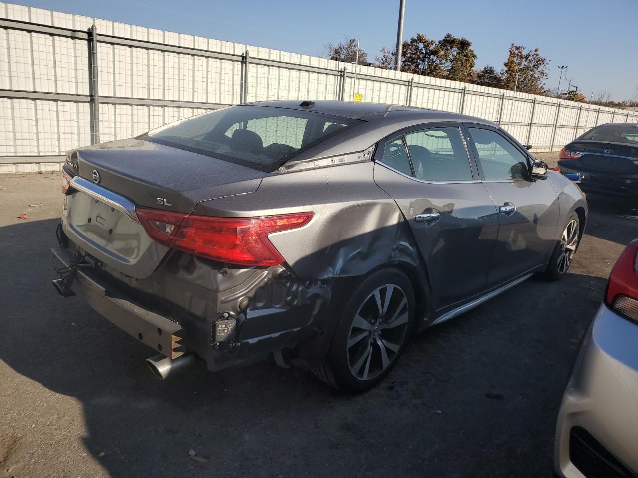 2018 NISSAN Maxima