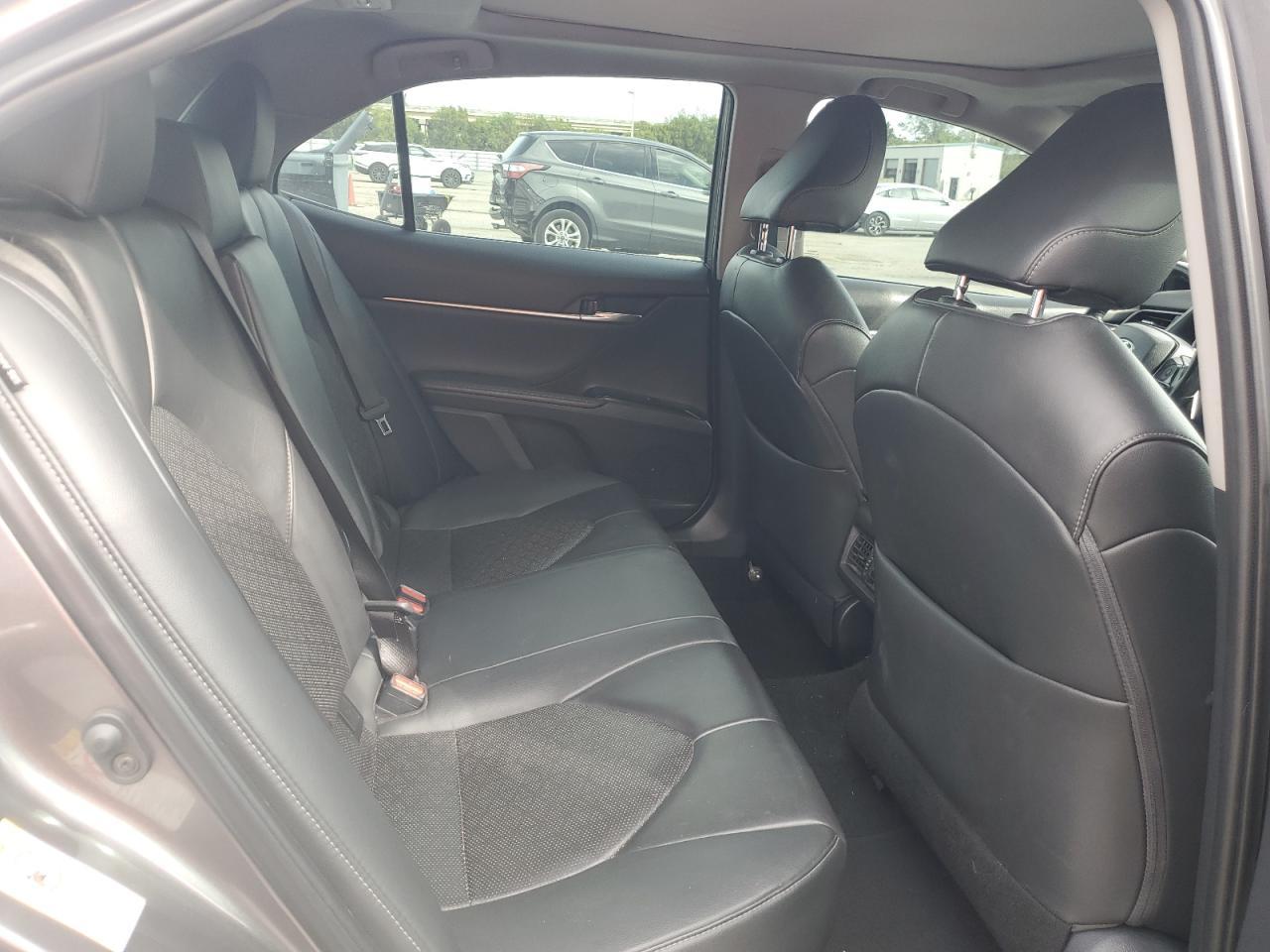 2019 TOYOTA CAMRY