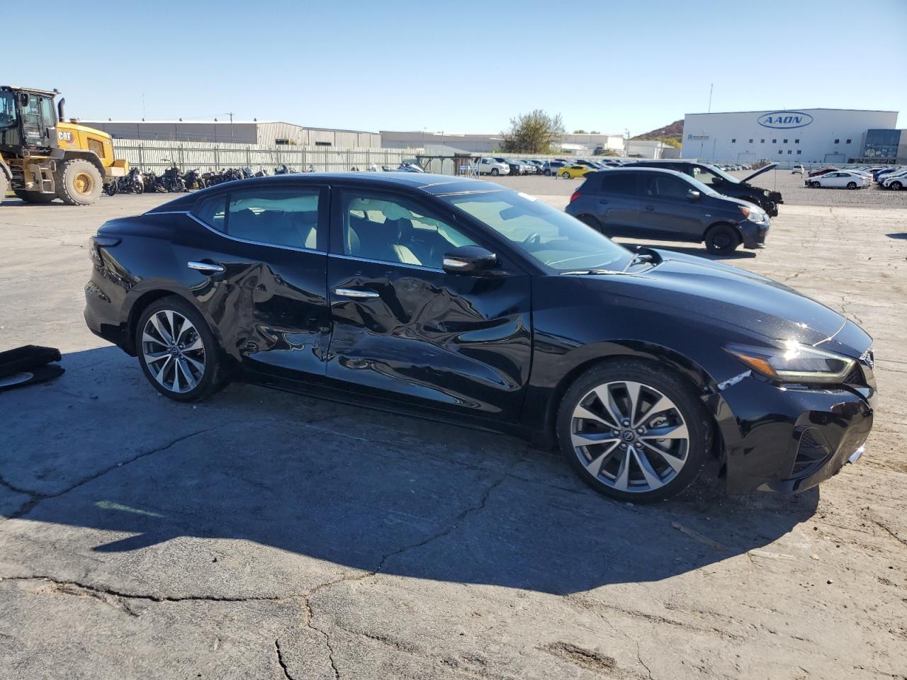 2023 NISSAN Maxima
