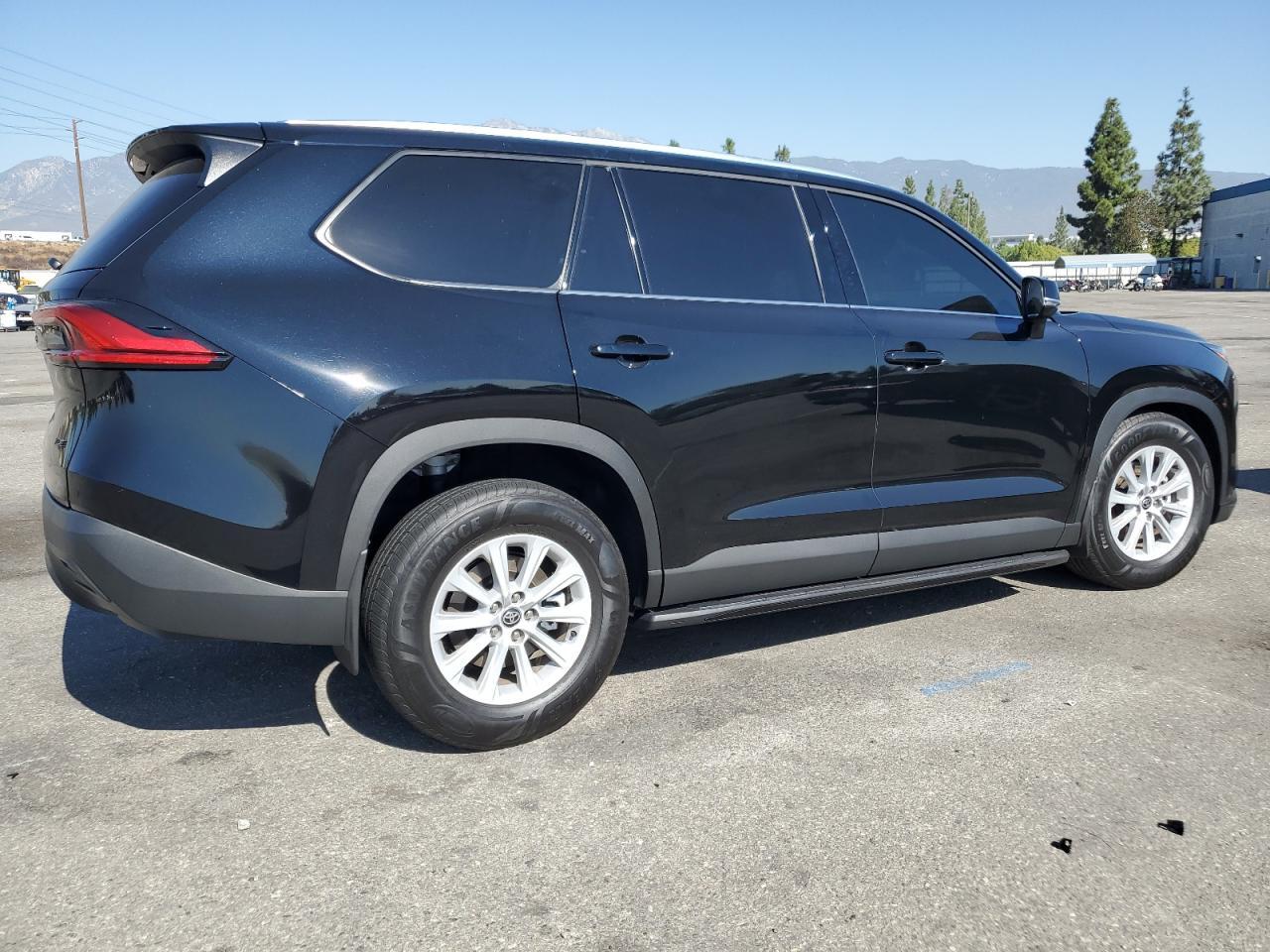 2024 TOYOTA HIGHLANDER