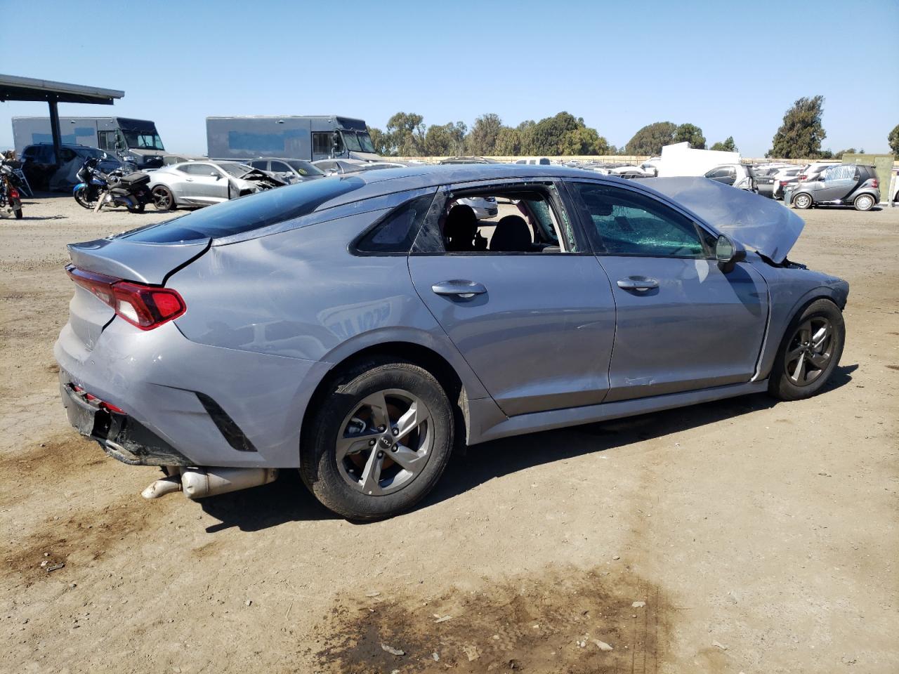 2023 KIA K5