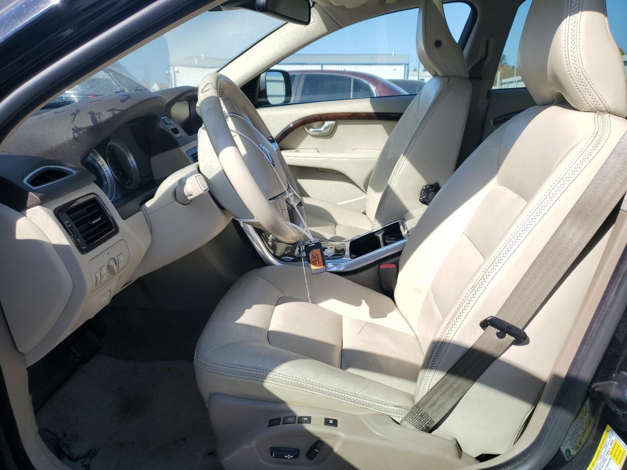 2012 VOLVO XC70