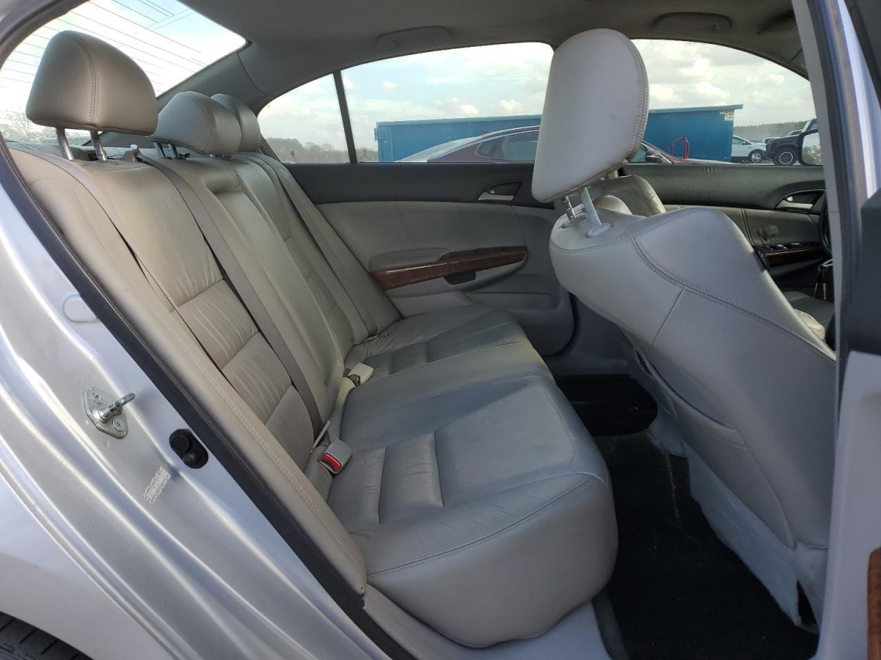 2011 HONDA ACCORD