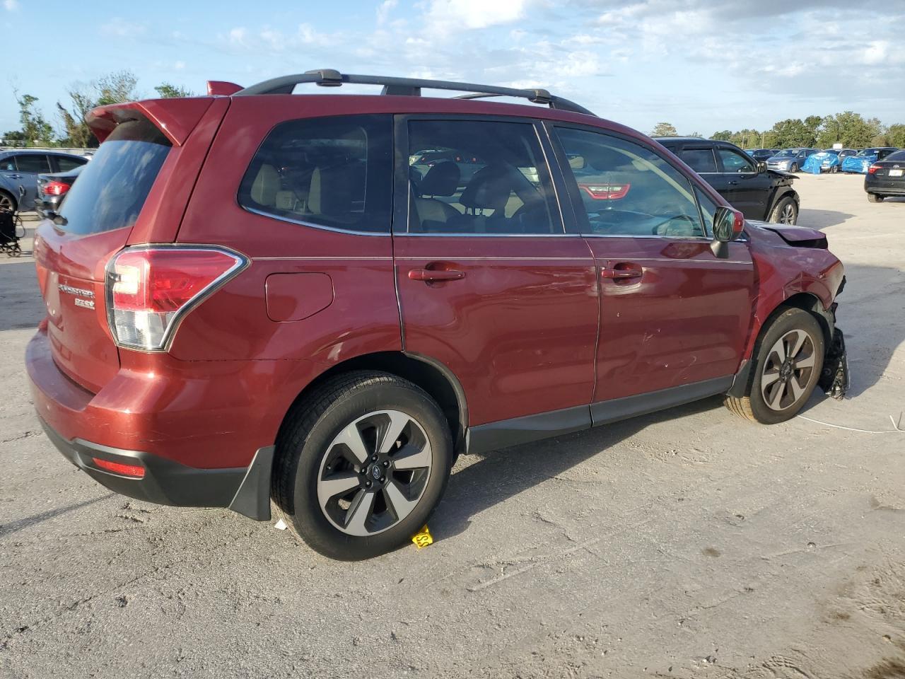 2017 SUBARU FORESTER