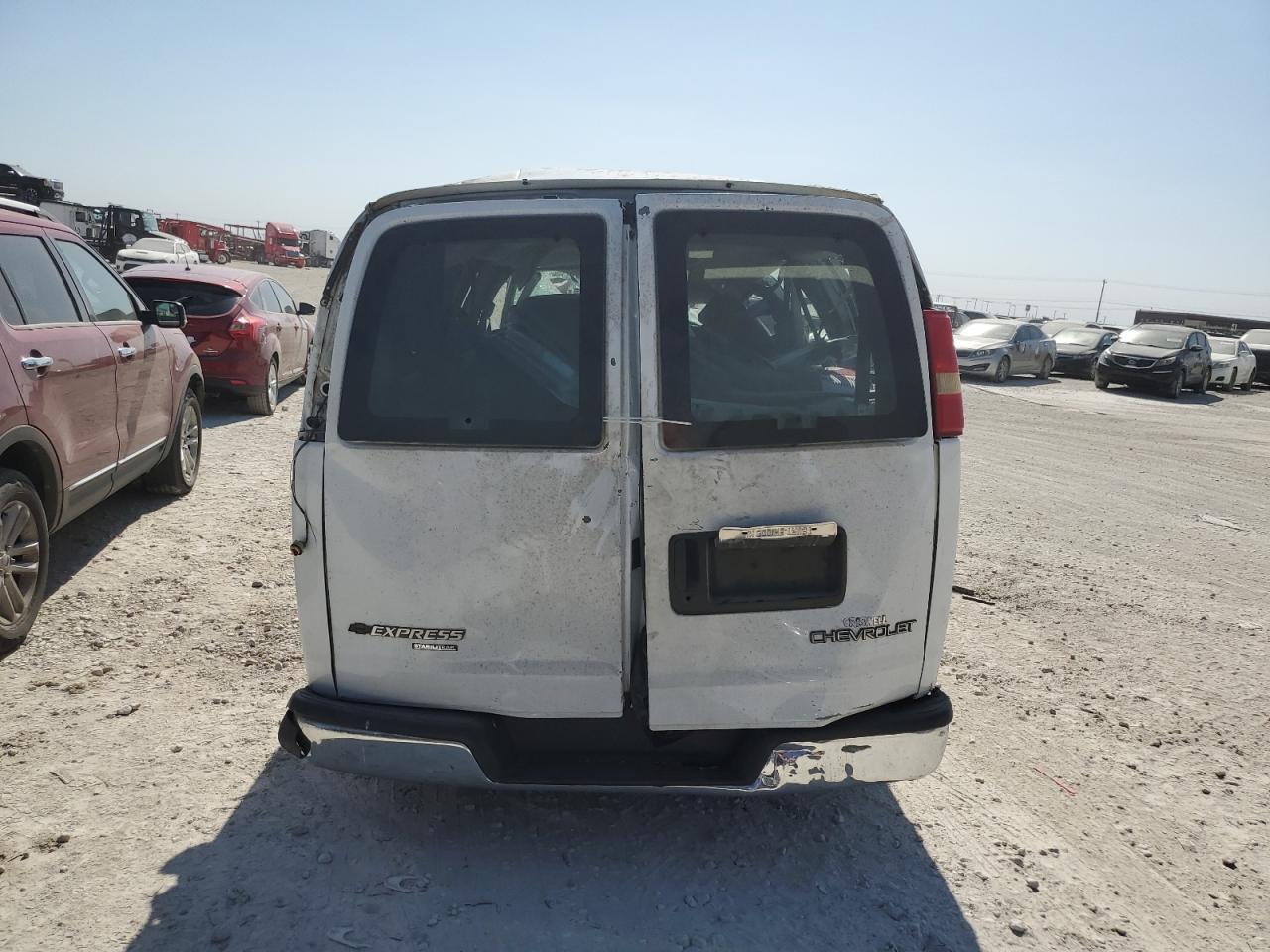 2006 CHEVROLET Express 3500