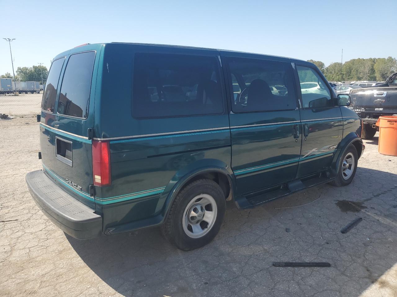 1997 CHEVROLET Astro