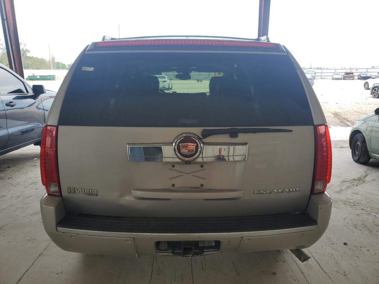 2009 CADILLAC ESCALADE