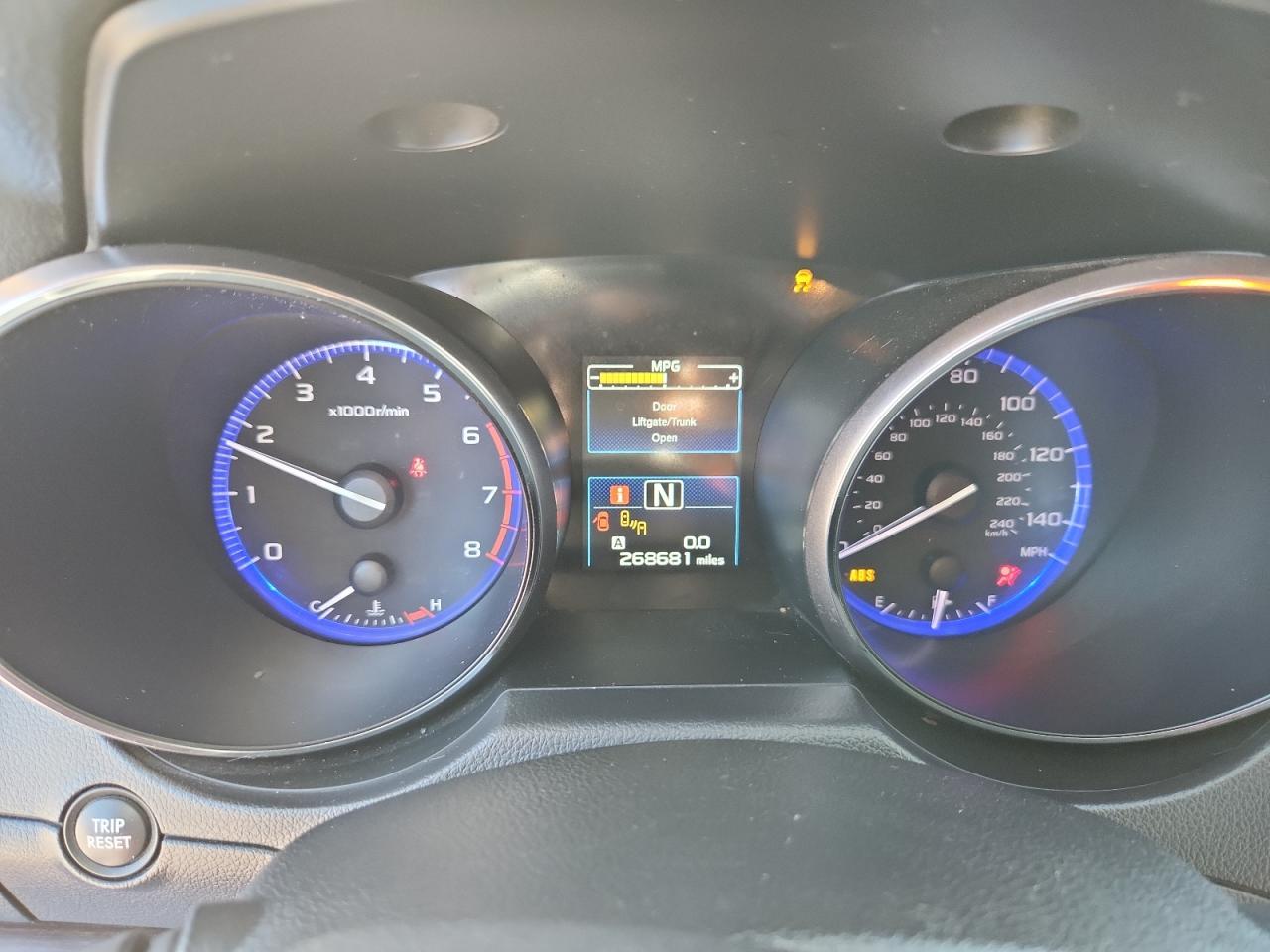 2015 SUBARU Legacy
