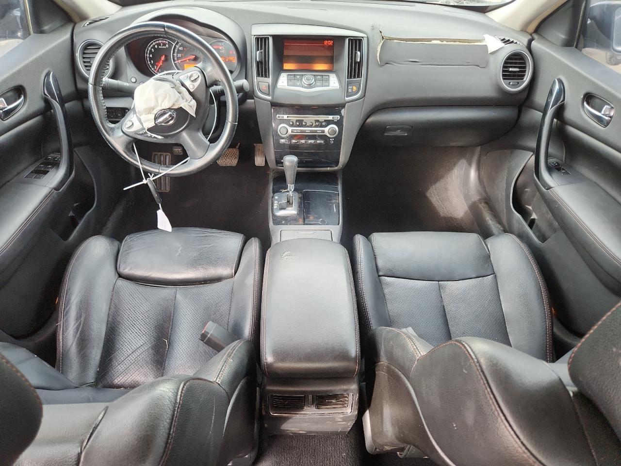 2011 NISSAN Maxima