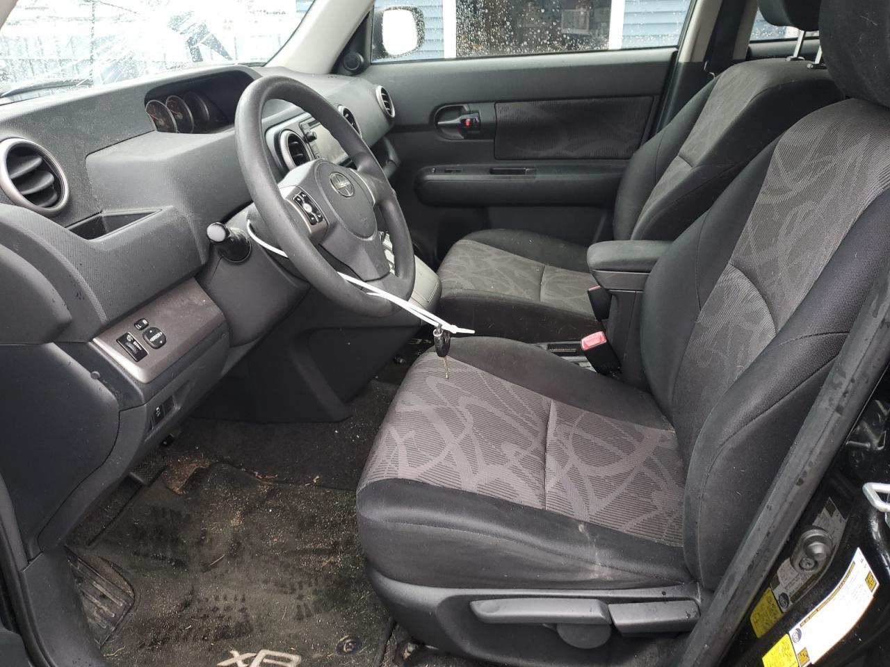 2015 TOYOTA SCION
