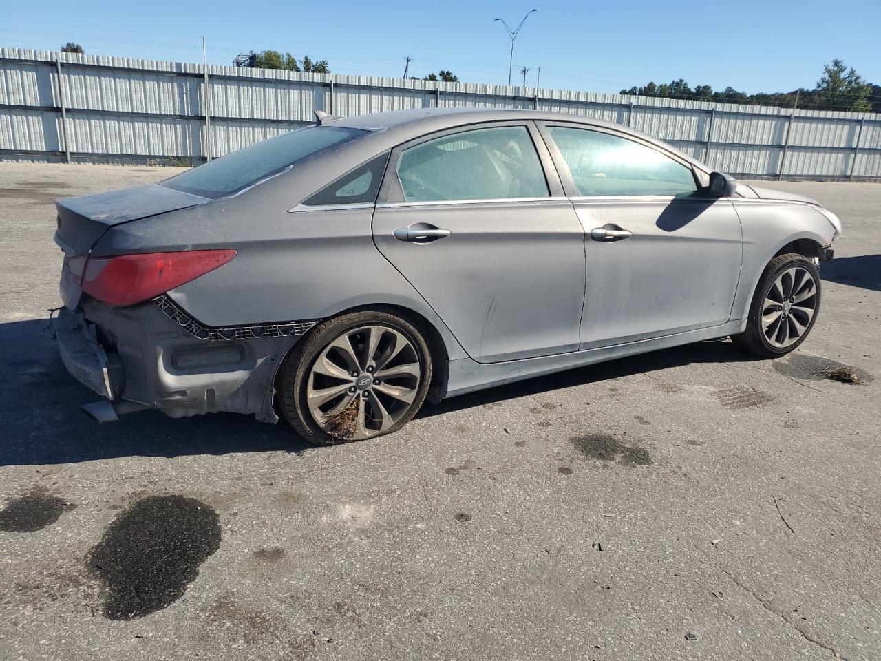 2011 HYUNDAI SONATA