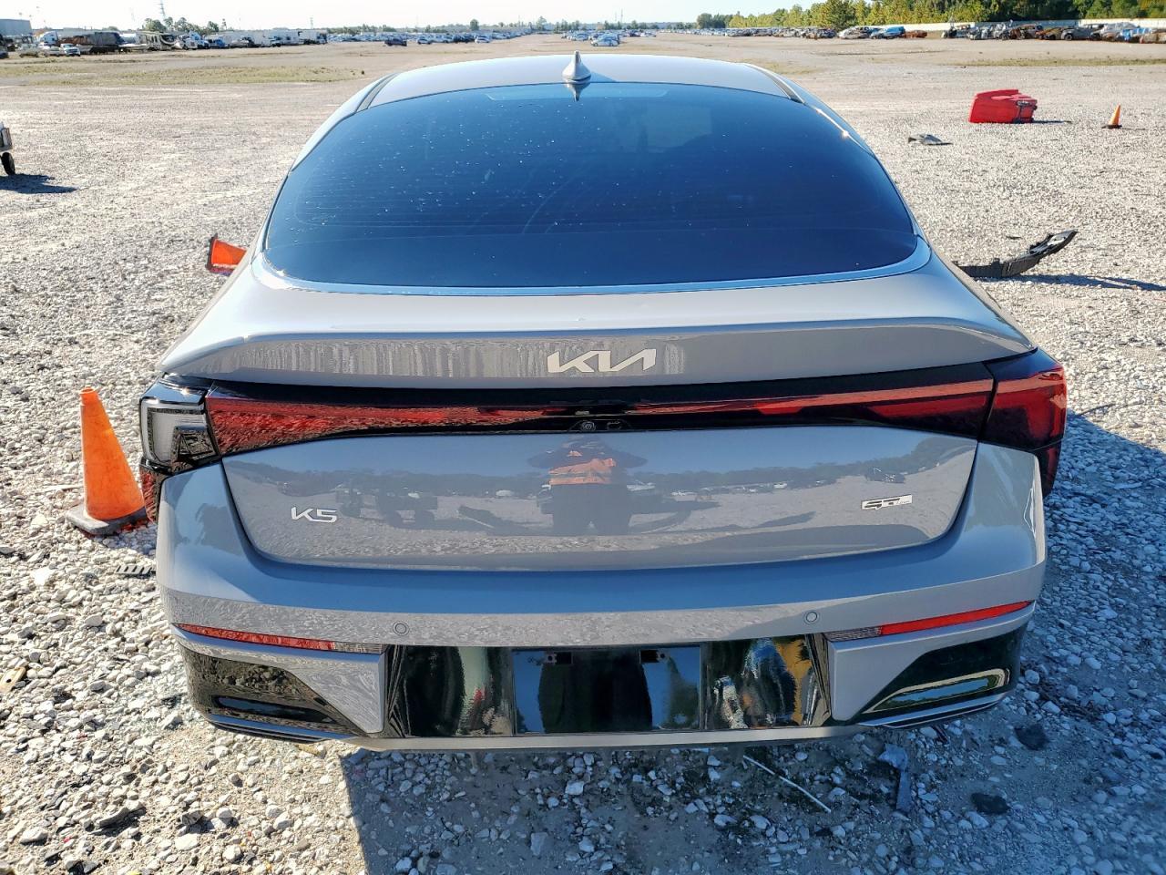 2025 KIA K5