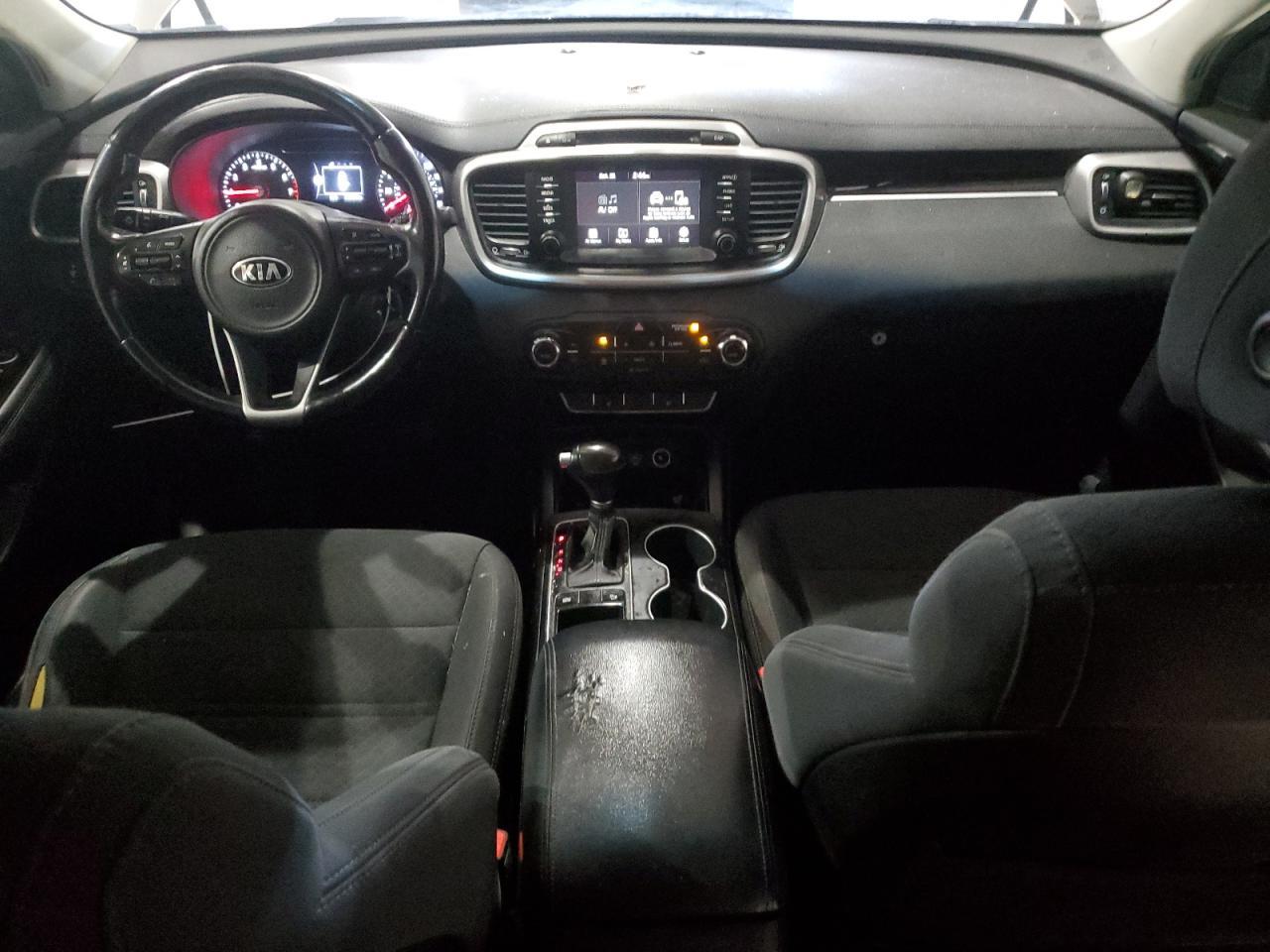 2017 KIA SORENTO