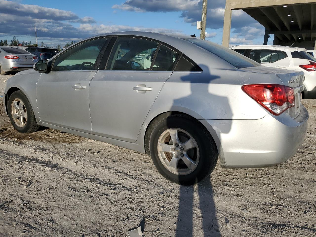 2011 CHEVROLET CRUZE