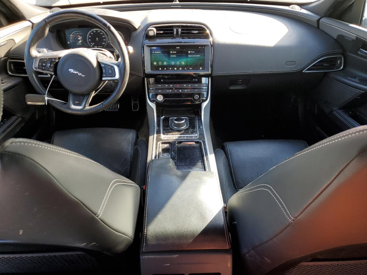 2018 JAGUAR XE