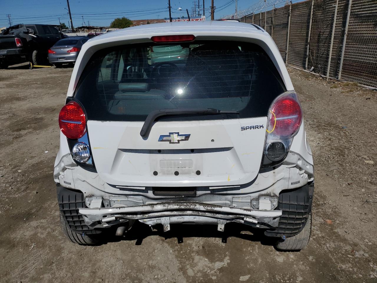 2015 CHEVROLET Spark