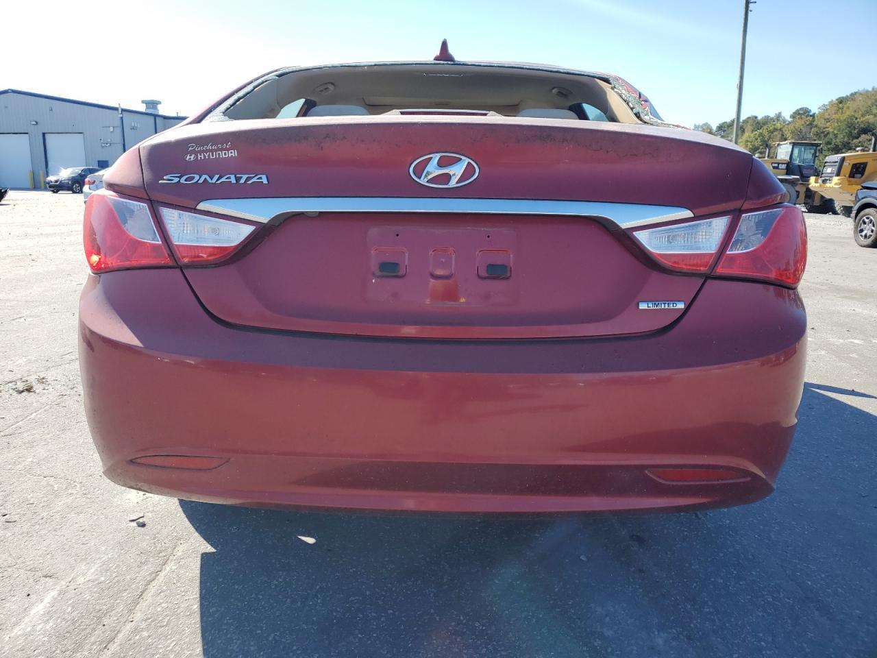 2011 HYUNDAI SONATA