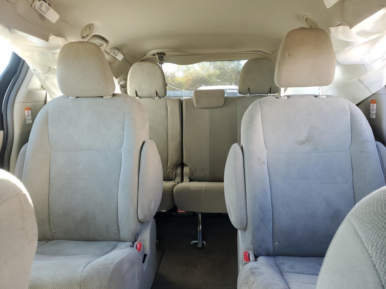 2015 TOYOTA SIENNA