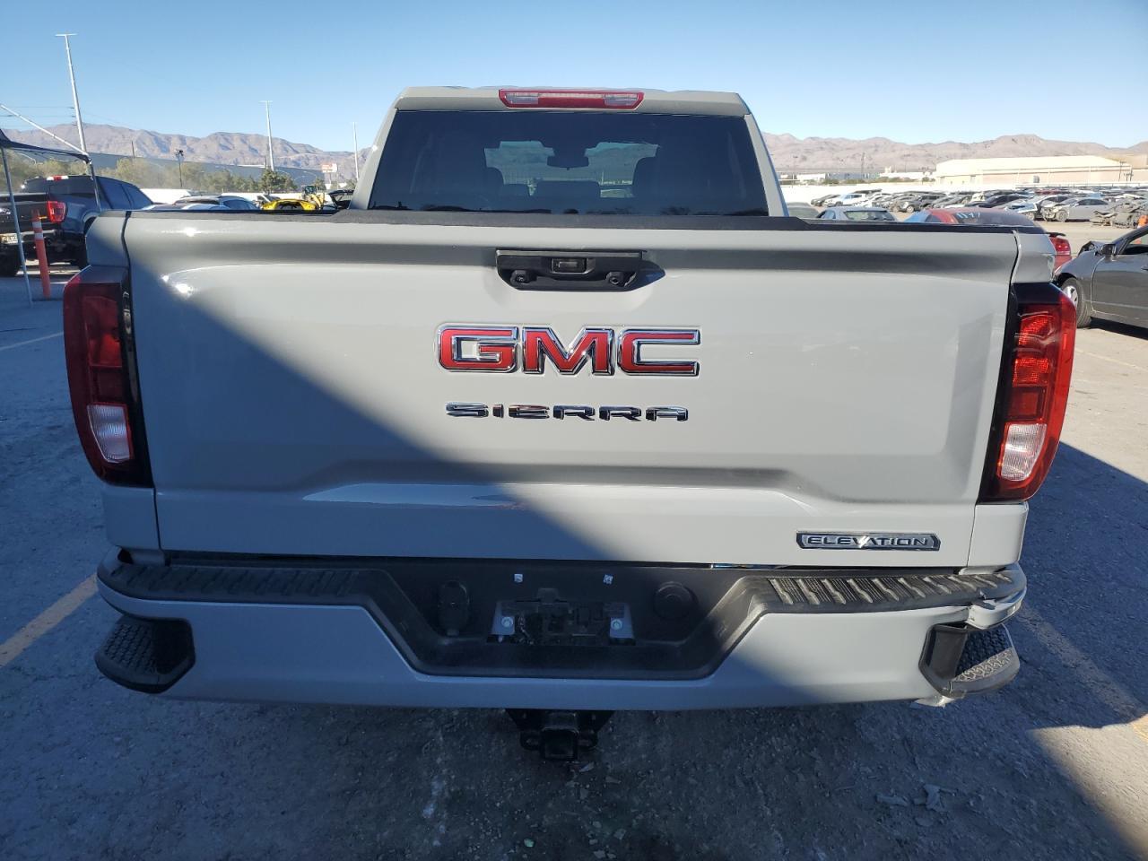 2024 GMC Sierra