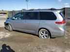2012 TOYOTA SIENNA