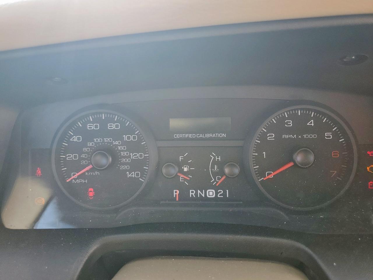 2010 FORD Crown Victoria