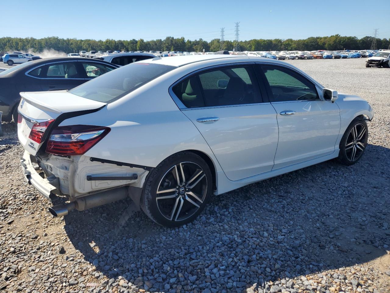 2017 HONDA ACCORD