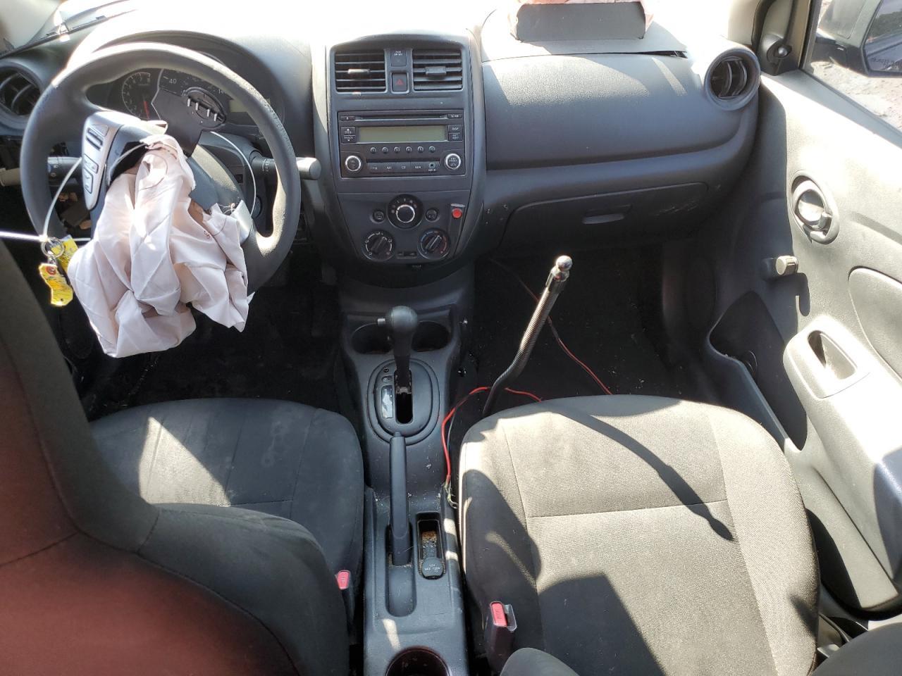 2015 NISSAN VERSA