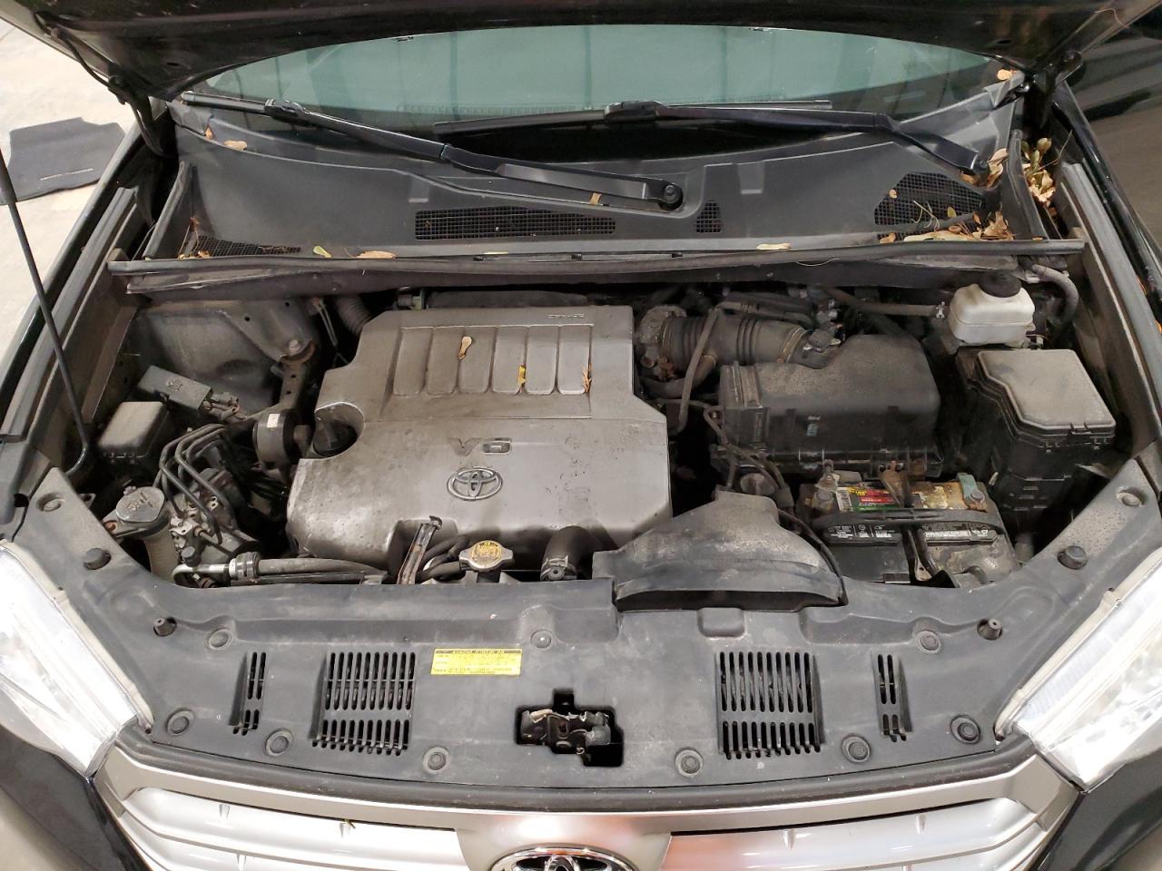 2013 TOYOTA HIGHLANDER