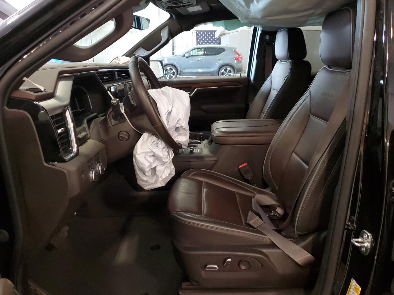 2023 GMC Sierra
