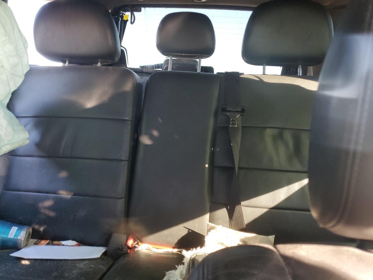 2010 FORD ESCAPE
