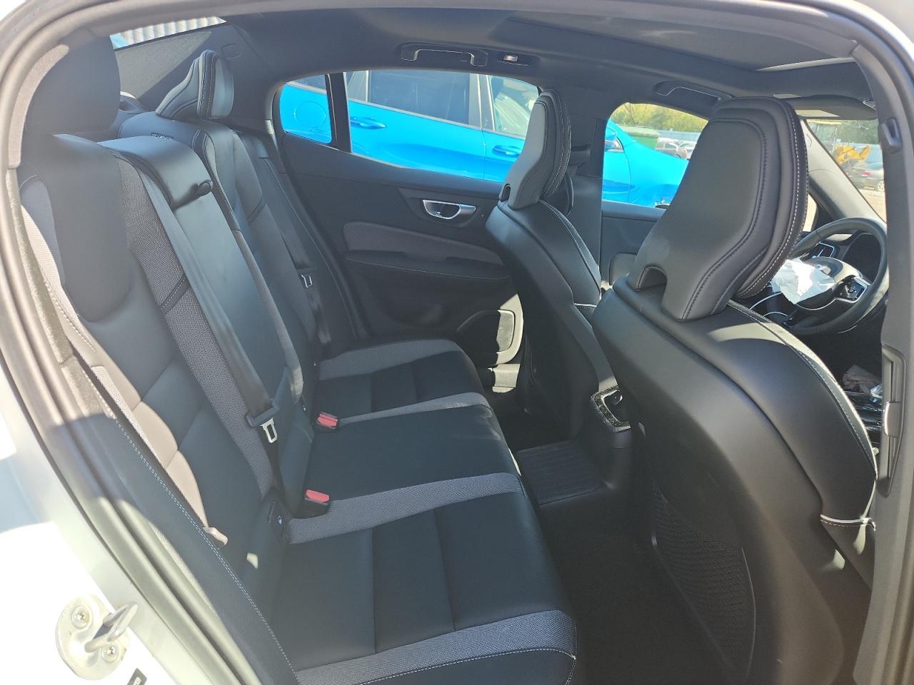 2024 VOLVO S60