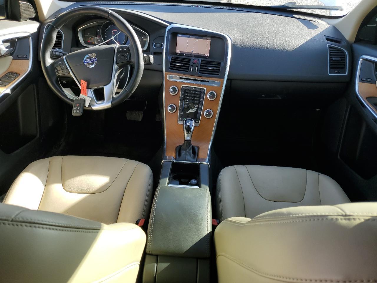 2017 VOLVO XC60