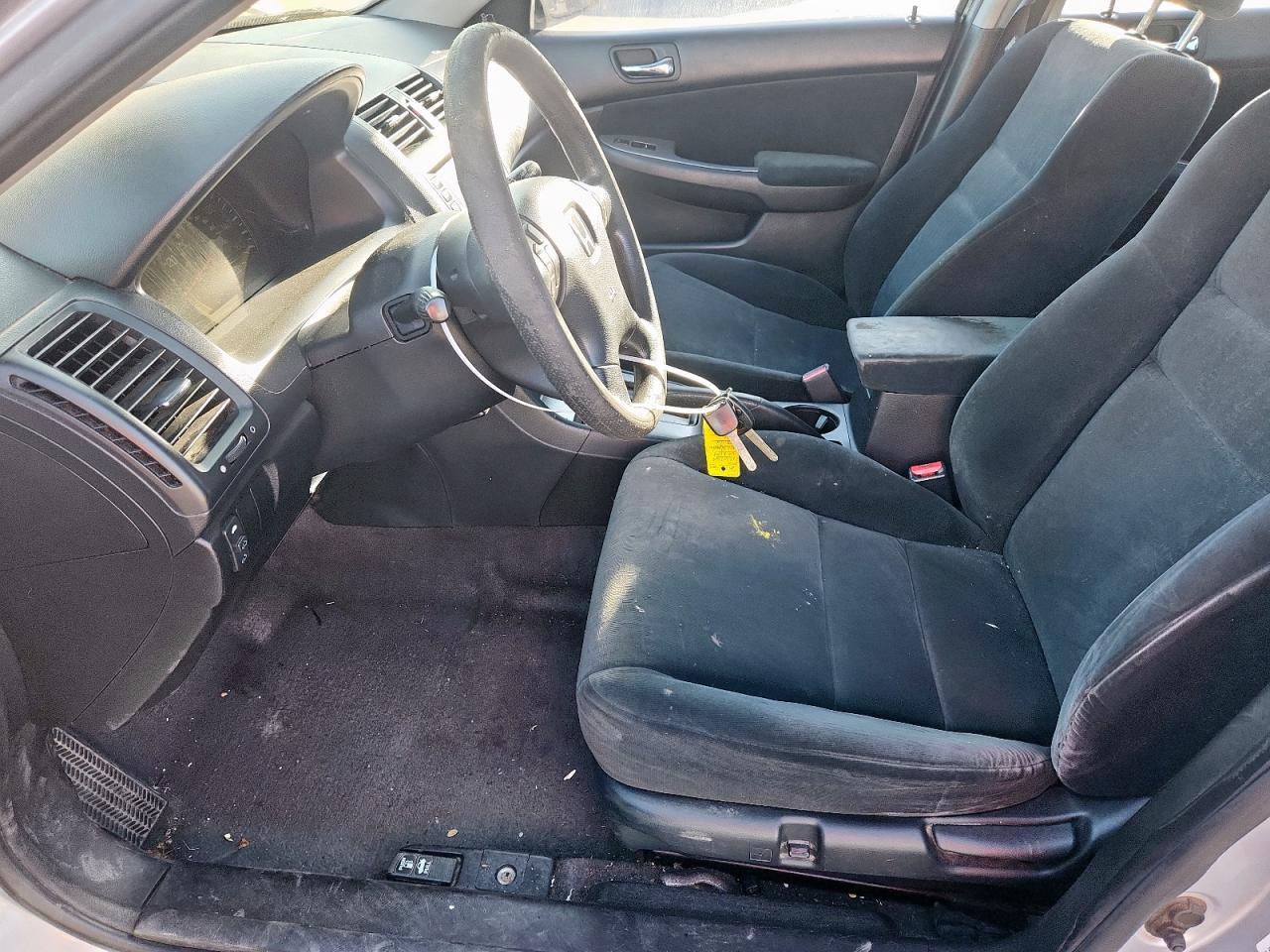 2004 HONDA ACCORD