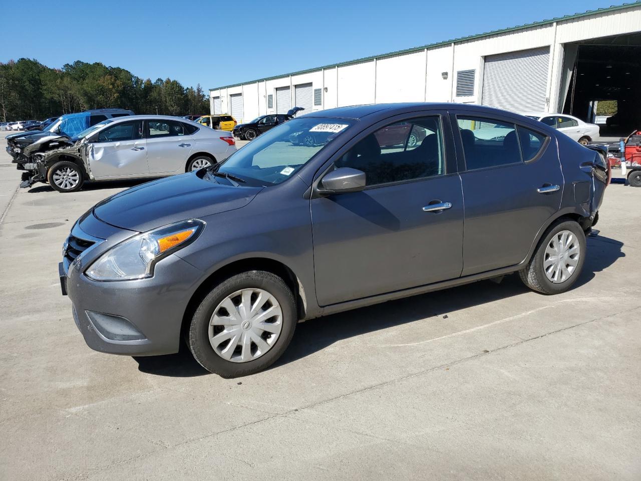 2019 NISSAN VERSA