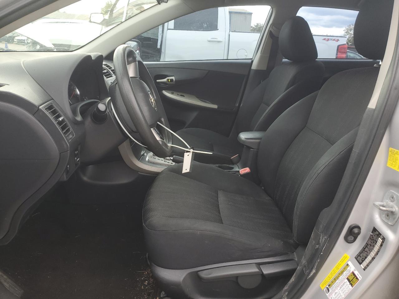 2011 TOYOTA COROLLA
