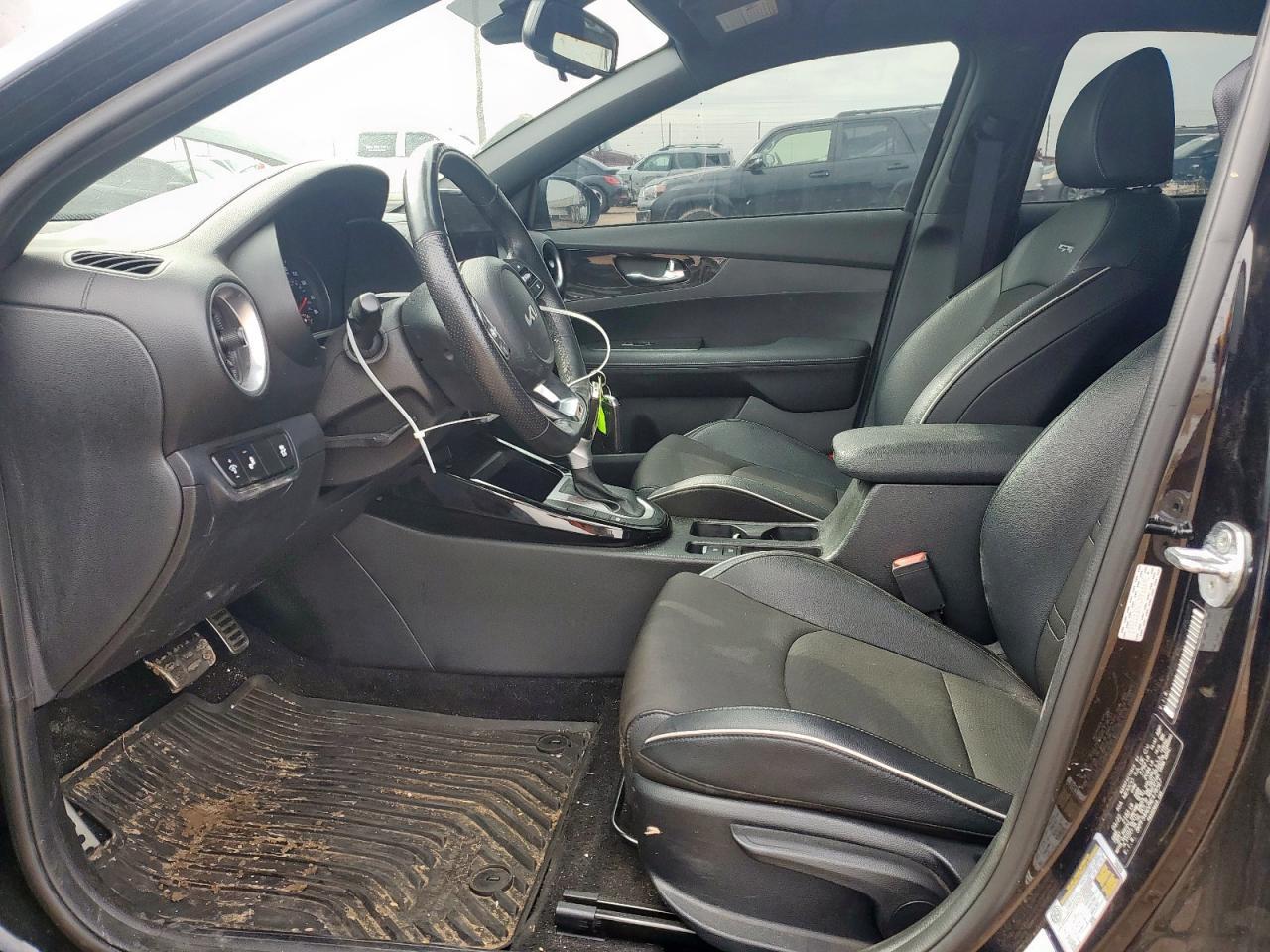 2022 KIA FORTE